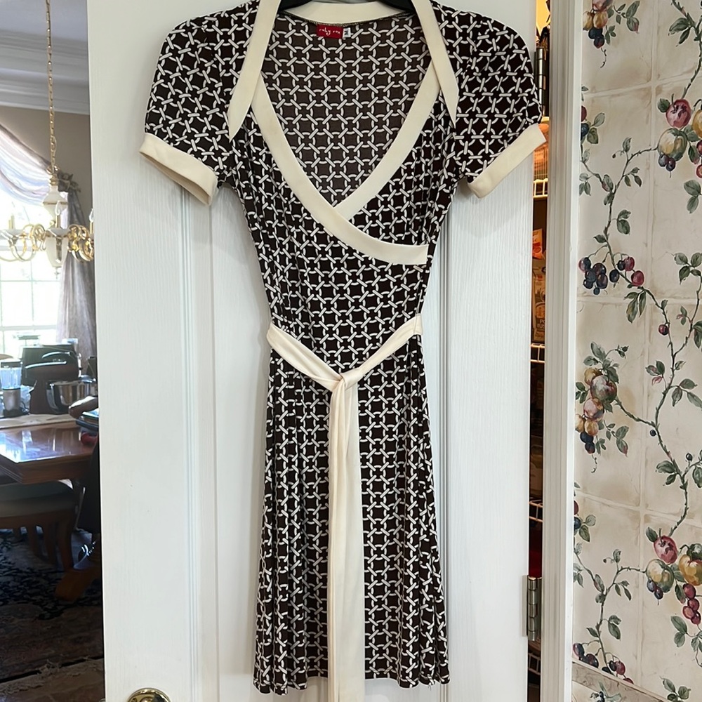 Brown/beige, short sleeved wrap style dress with beige tie at waist